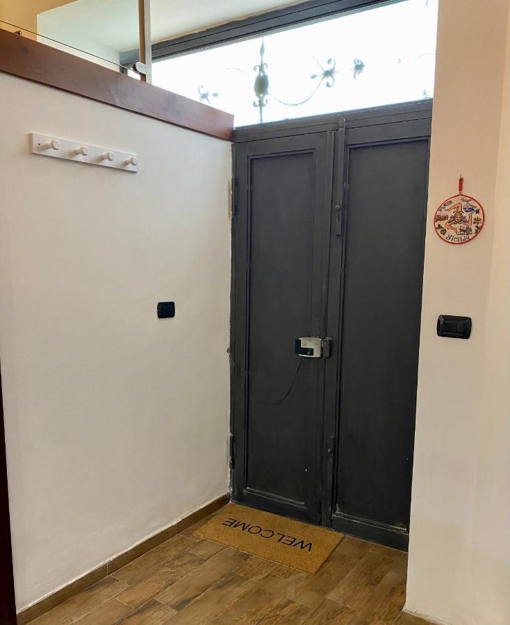 Victorys Home 卡塔尼亚 外观 照片